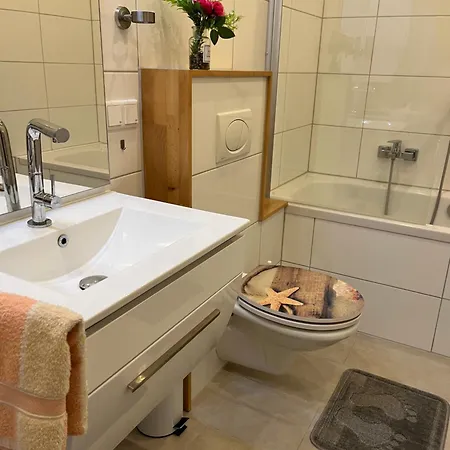 Sweet Apartment *